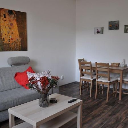 Apartment In Praha 3 Eksteriør bilde