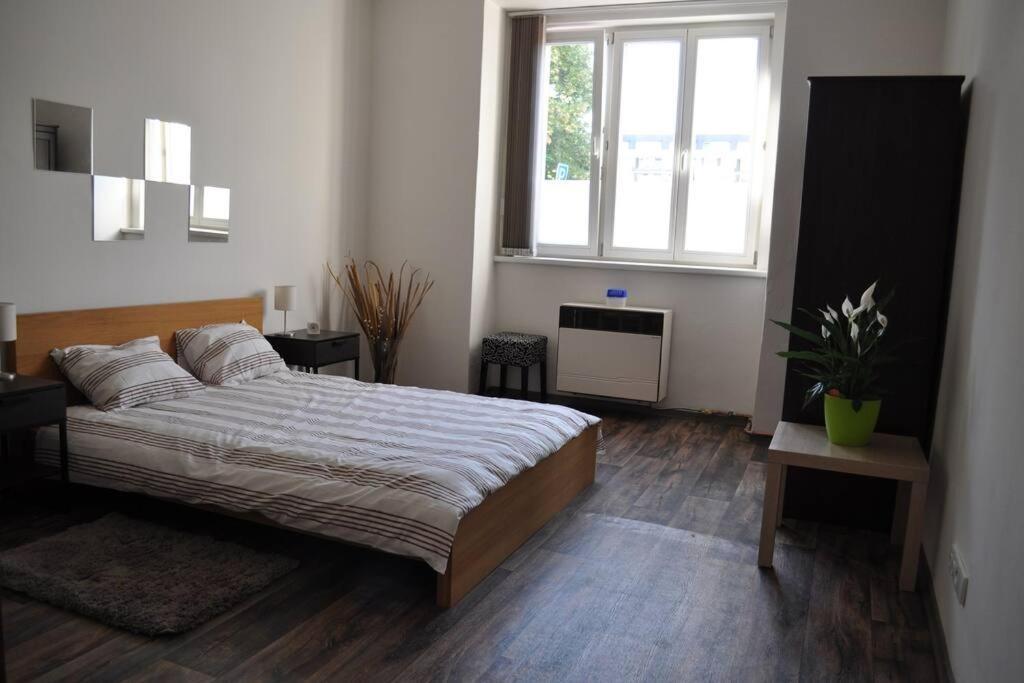 Apartment In Praha 3 Eksteriør bilde